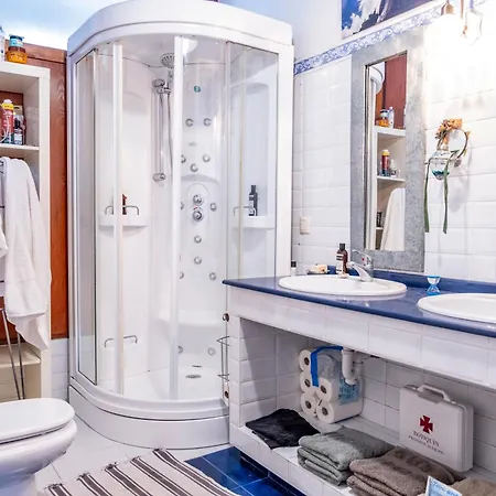 Otra Mirada Al Mar * גיחון